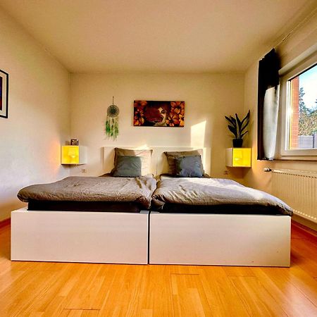 1 Zimmer 2 Personen, Garten, Terrasse, Wc, Dusche, Gemeinsame Kueche Ilsede Exterior foto